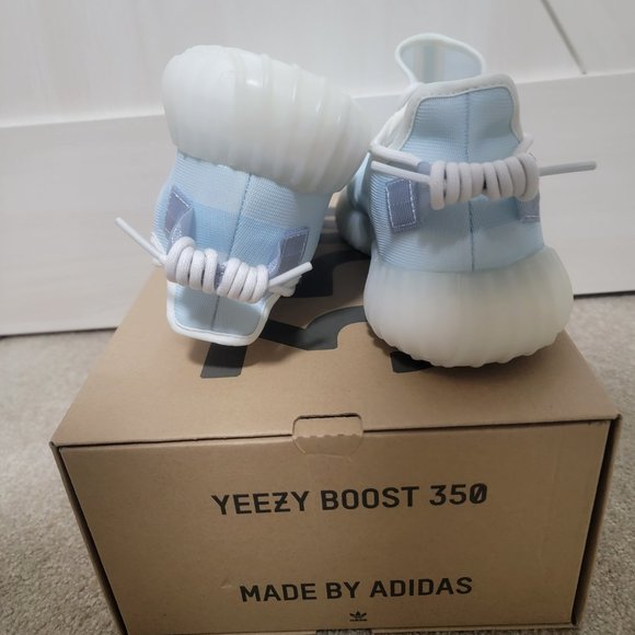Yeezy Boost 350 Mono Ice US9 Mens - Picture 2 of 3